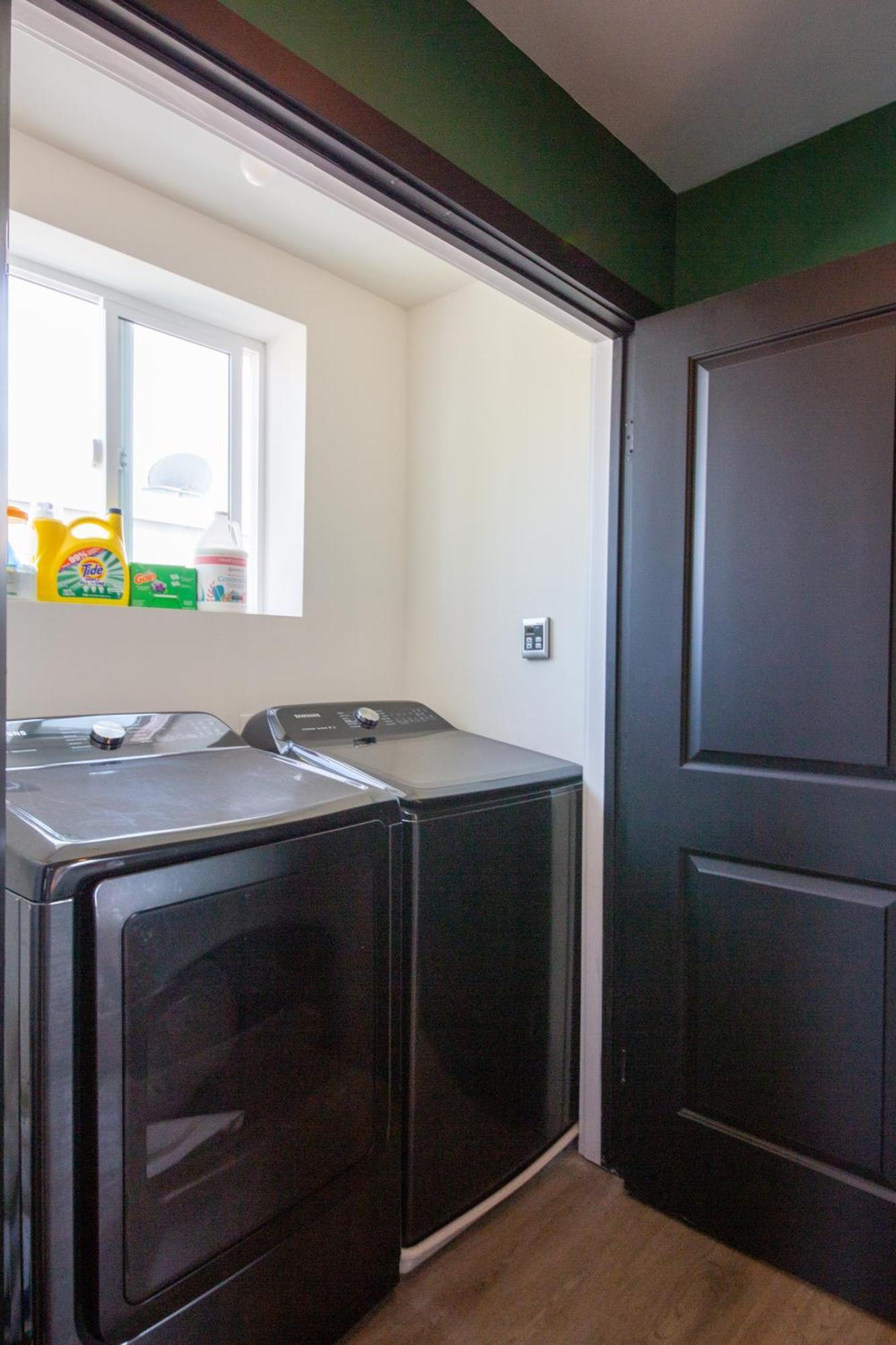 Spacious Luxury In The Heart Of La! Free Parking And Jacuzzi *