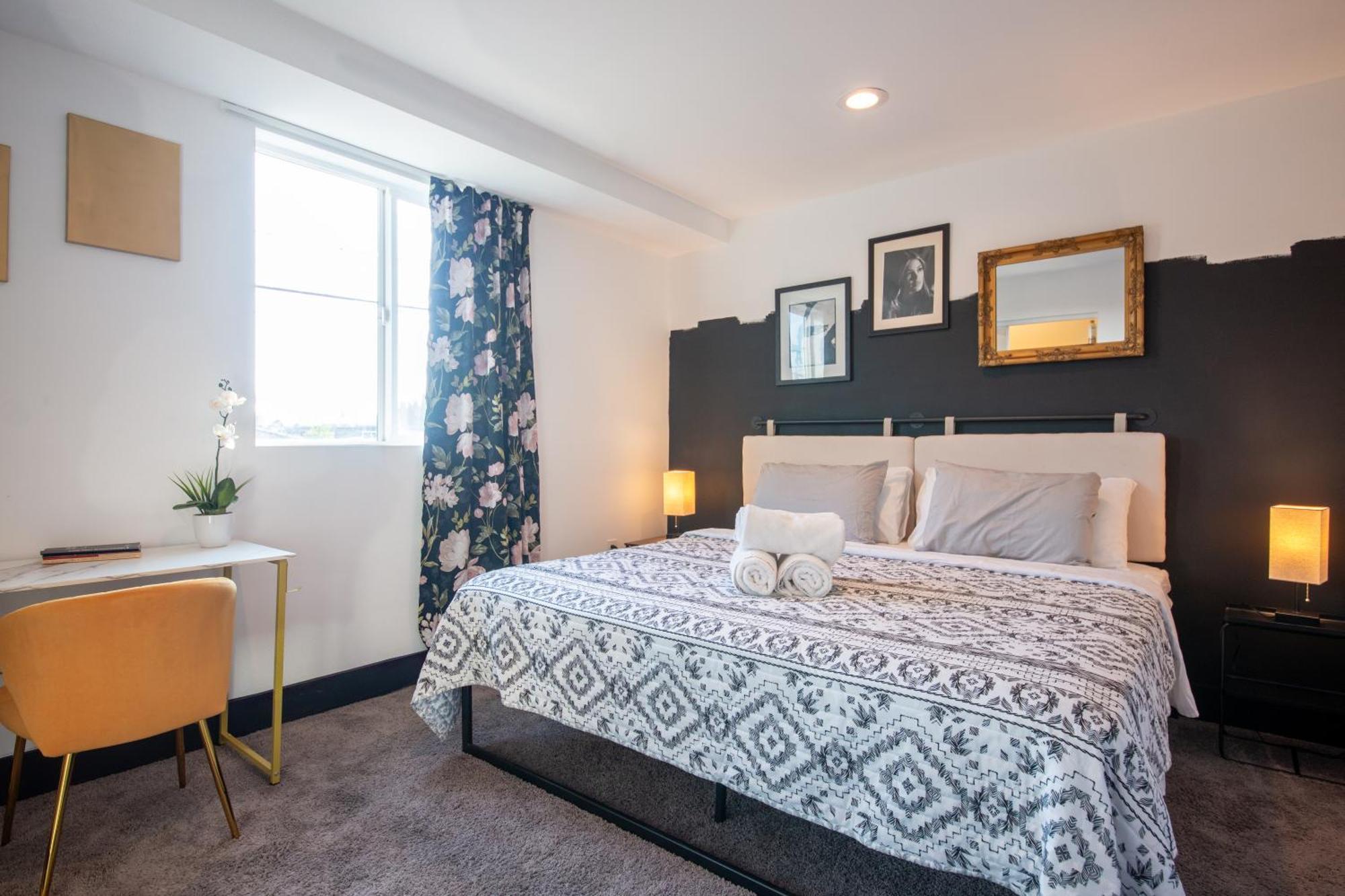 Pousada Spacious Luxury In The Heart Of La! Free Parking And Jacuzzi *