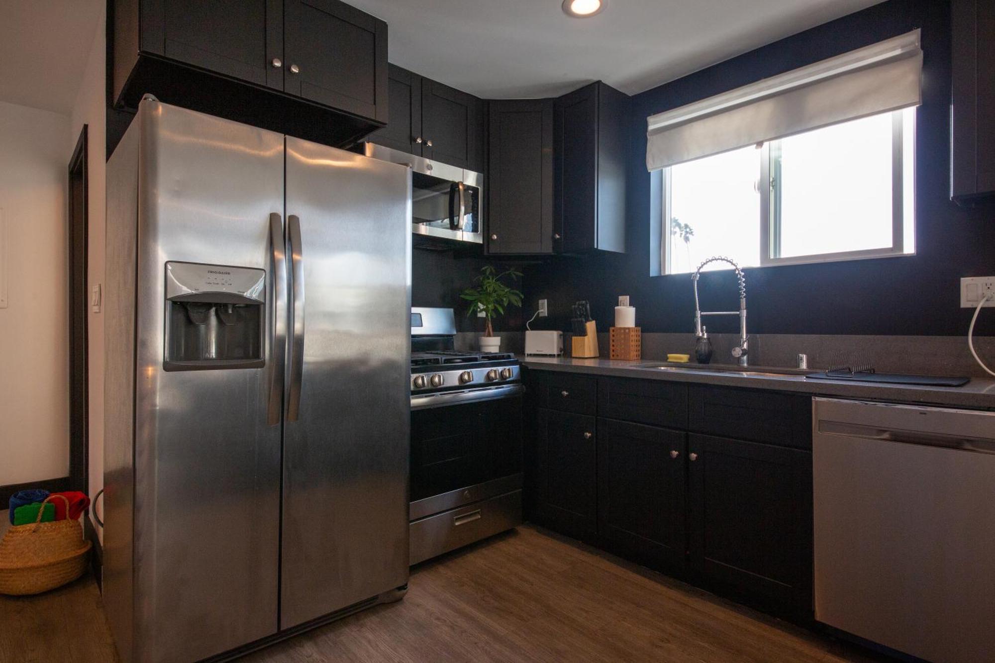 Pousada Spacious Luxury In The Heart Of La! Free Parking And Jacuzzi *