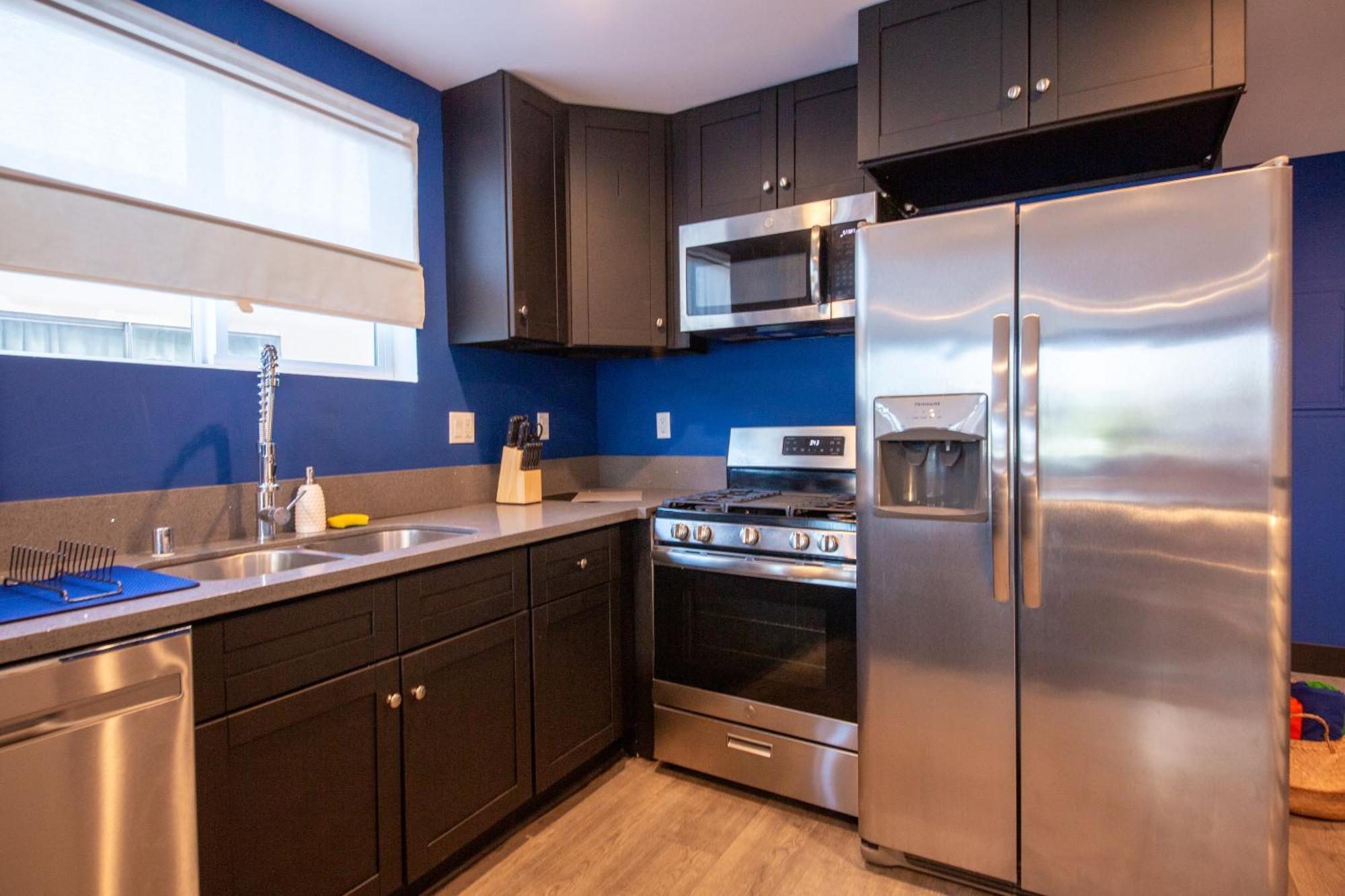 Pousada Spacious Luxury In The Heart Of La! Free Parking And Jacuzzi *