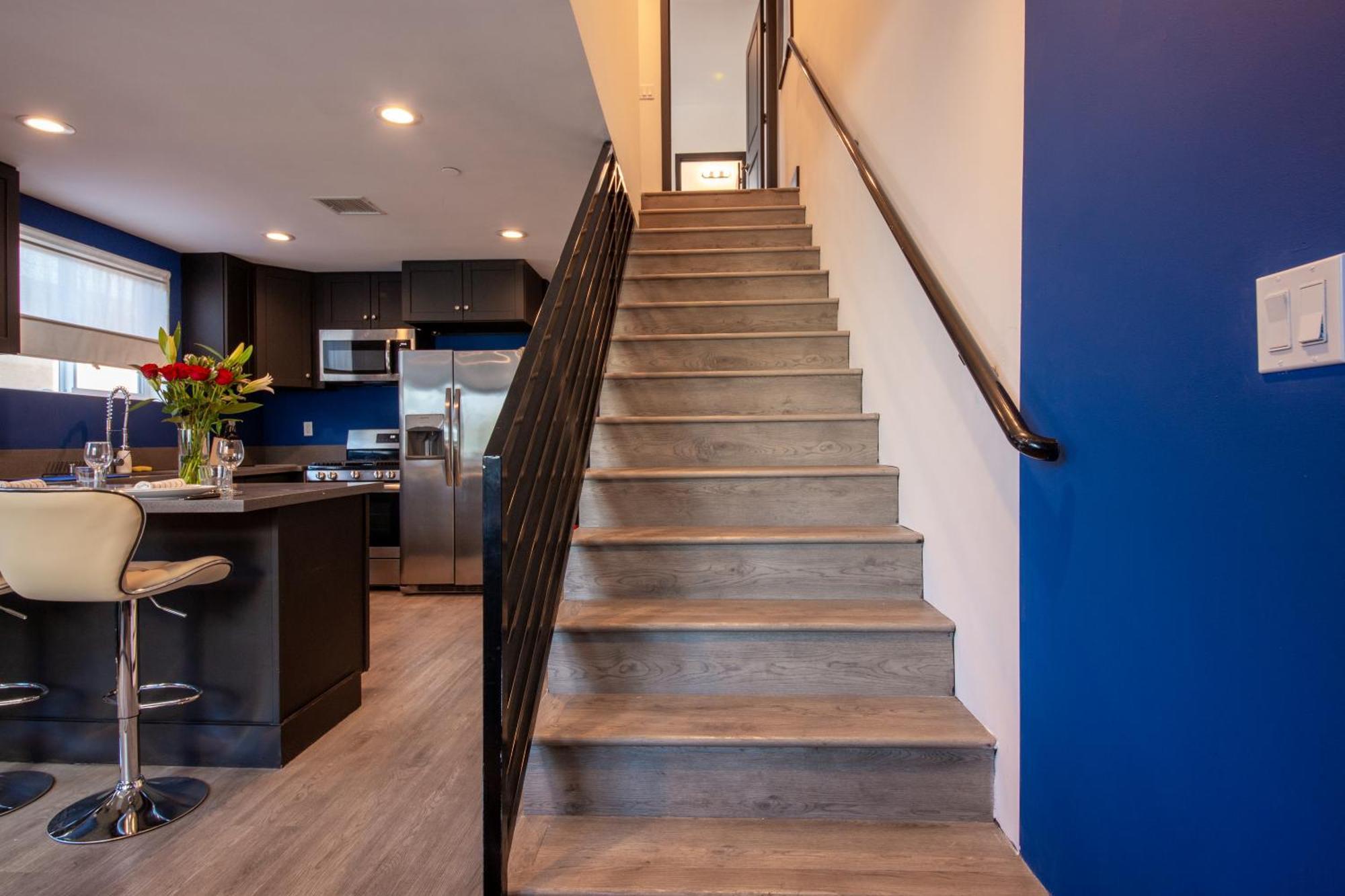 Spacious Luxury In The Heart Of La! Free Parking And Jacuzzi Pousada Los Angeles