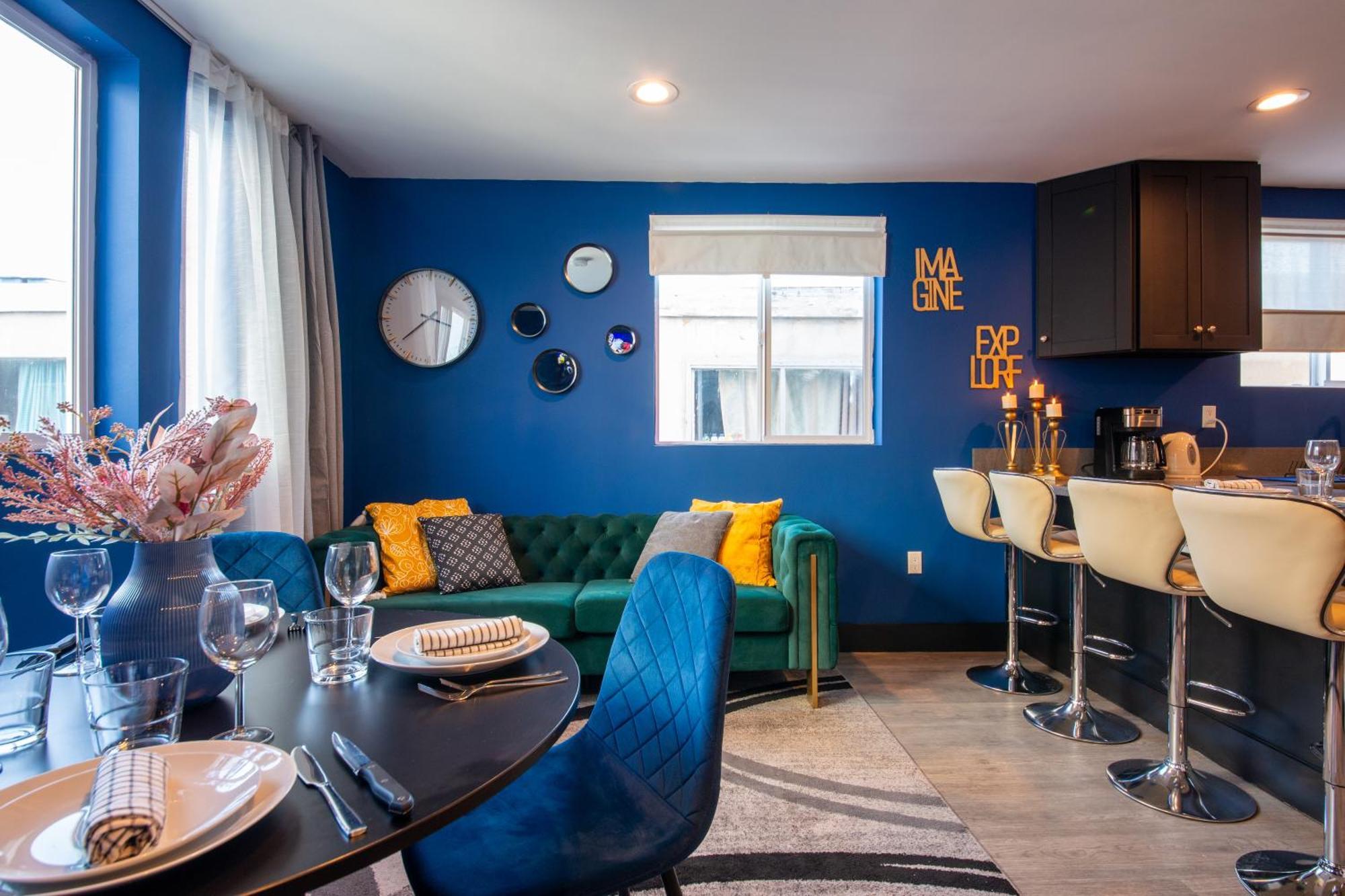 Pousada Spacious Luxury In The Heart Of La! Free Parking And Jacuzzi Los Angeles
